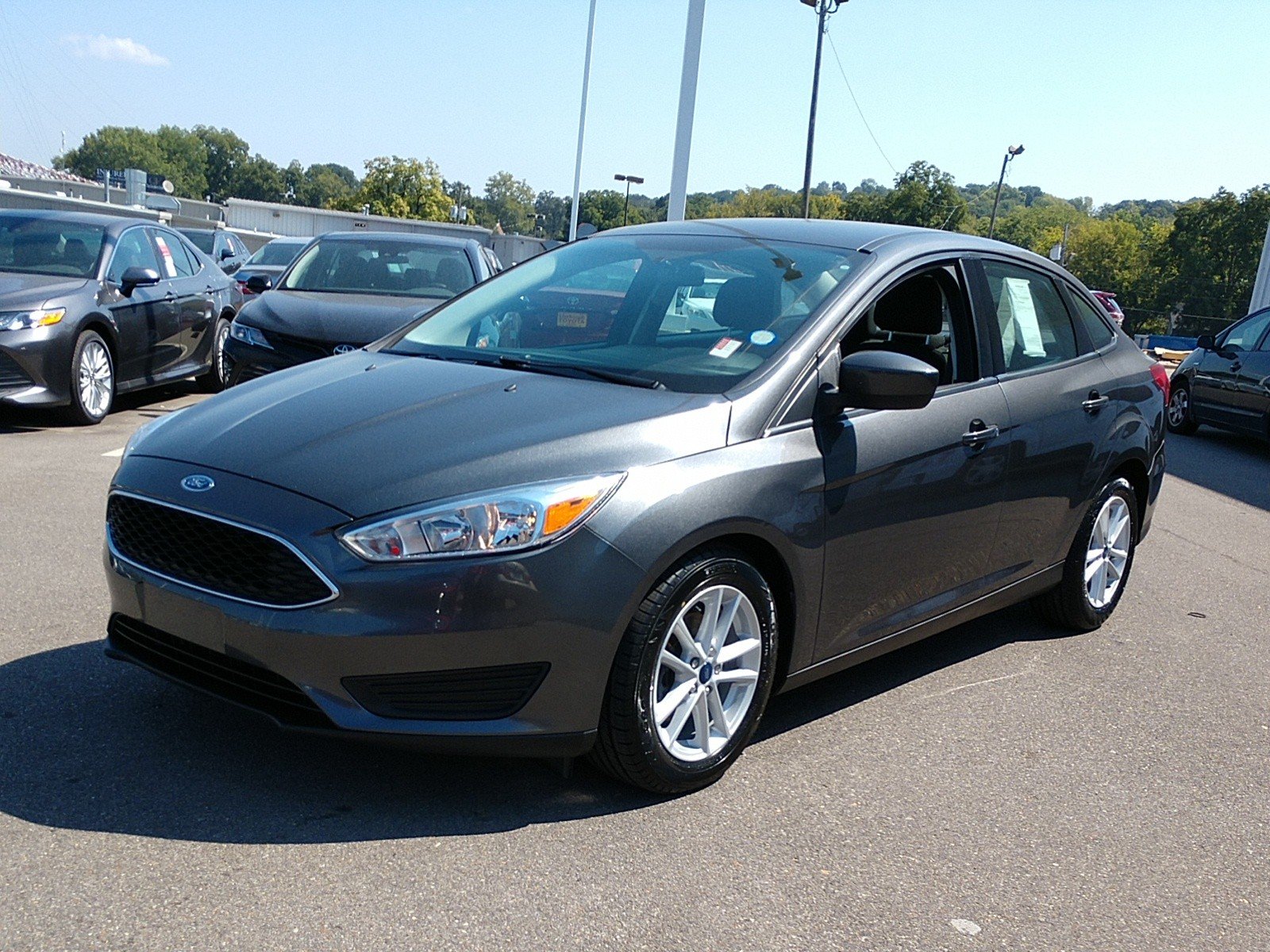 Pre-Owned 2018 Ford Focus SE 4dr Car in Birmingham #9002X | Limbaugh Toyota