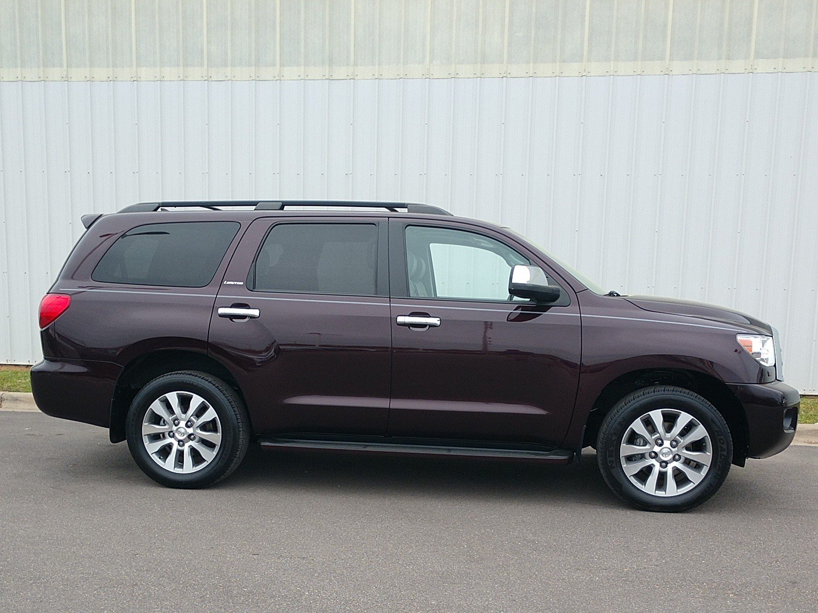 Toyota sequoia limited