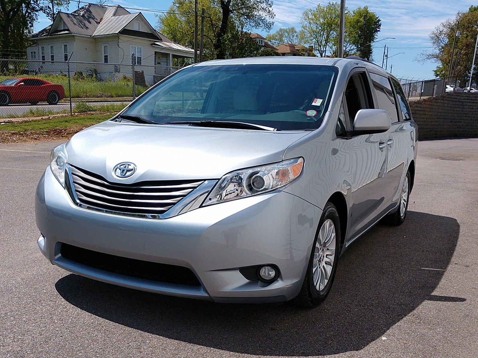 Pre-Owned 2011 Toyota Sienna XLE Mini-van, Passenger in Birmingham ...