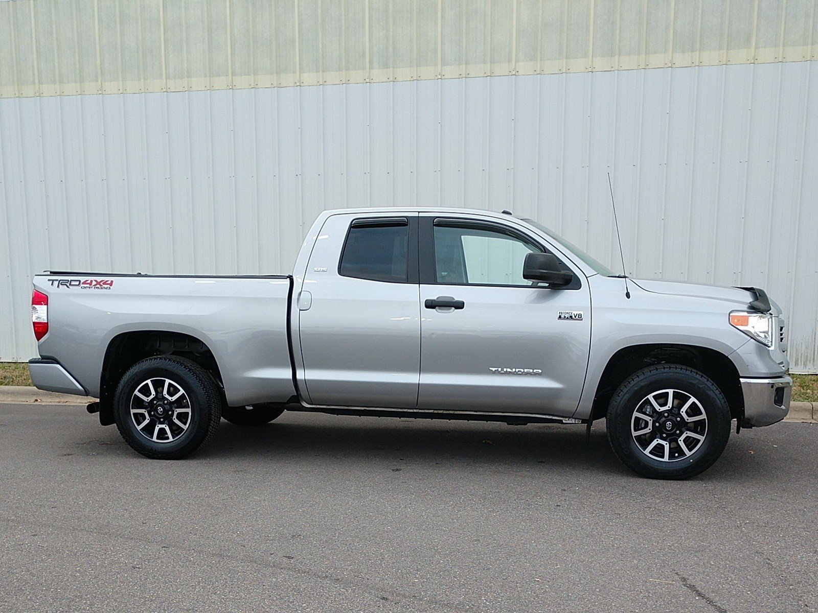 Pre-Owned 2017 Toyota Tundra Crew Cab Pickup in Birmingham #743391A